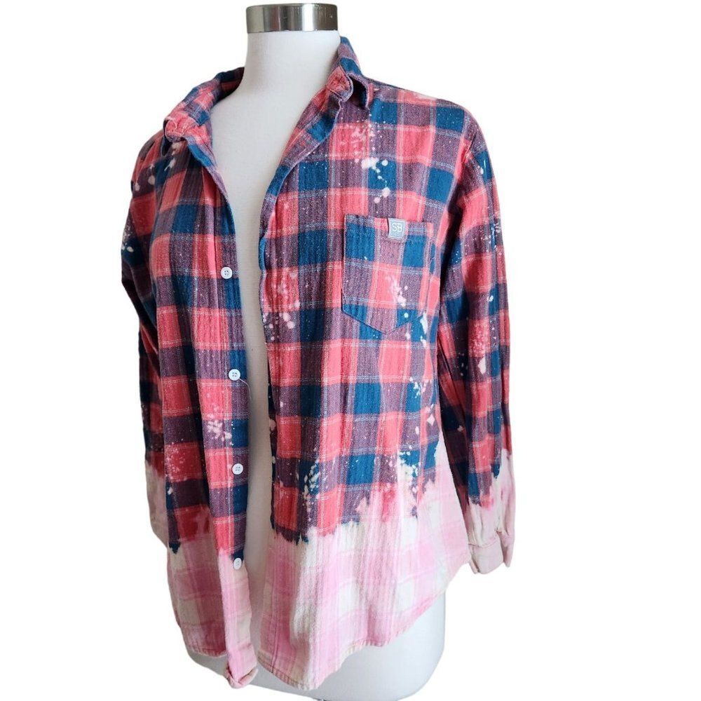 Southern Bliss Buffalo Check Acid Washed Bleached Plaid Shirt Blouse sz M Pink‎